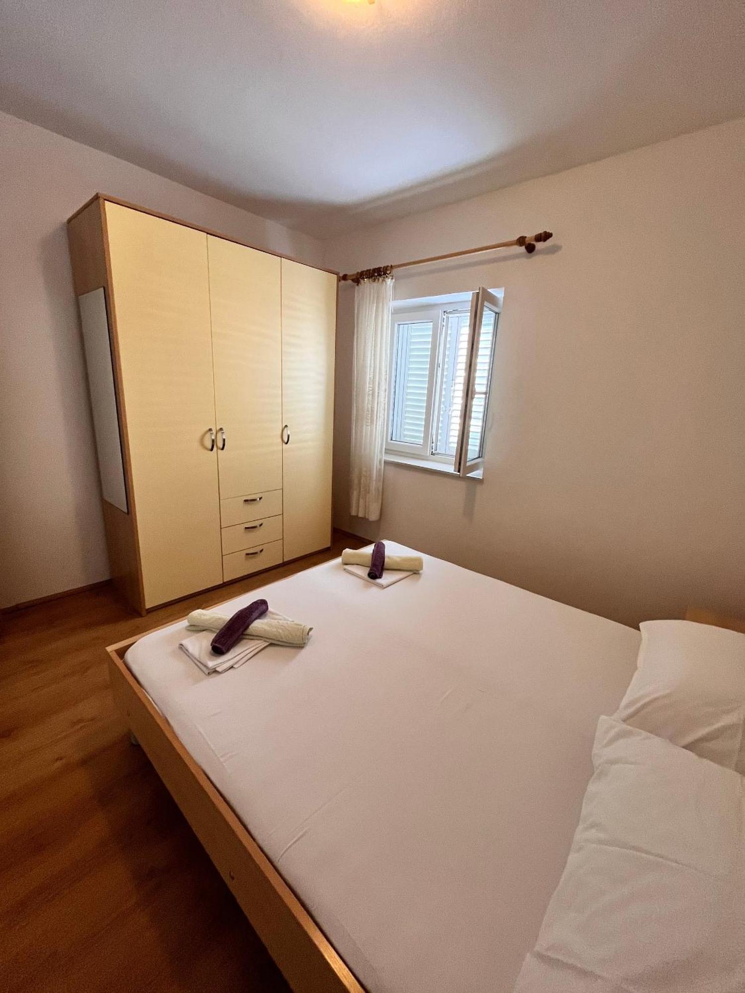 Apartments By The Sea Metajna, Pag - 6465 Habitación foto